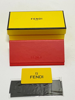 Футляр для солнцезащитных очков Replica Fendi красный